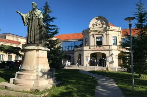 Centre Hospitalier Universitaire Hôpital Saint Eloi